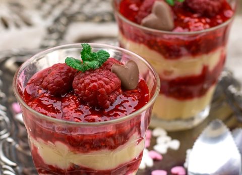 Recette Verrines véganes de framboises vanillée