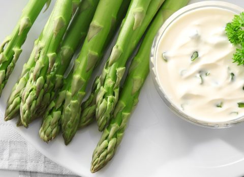 Recette Asperges vertes et sauce blanche