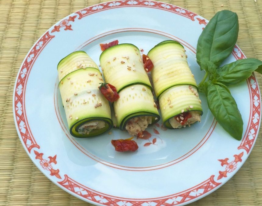 Nems de courgettes crues aux saveurs du Sud