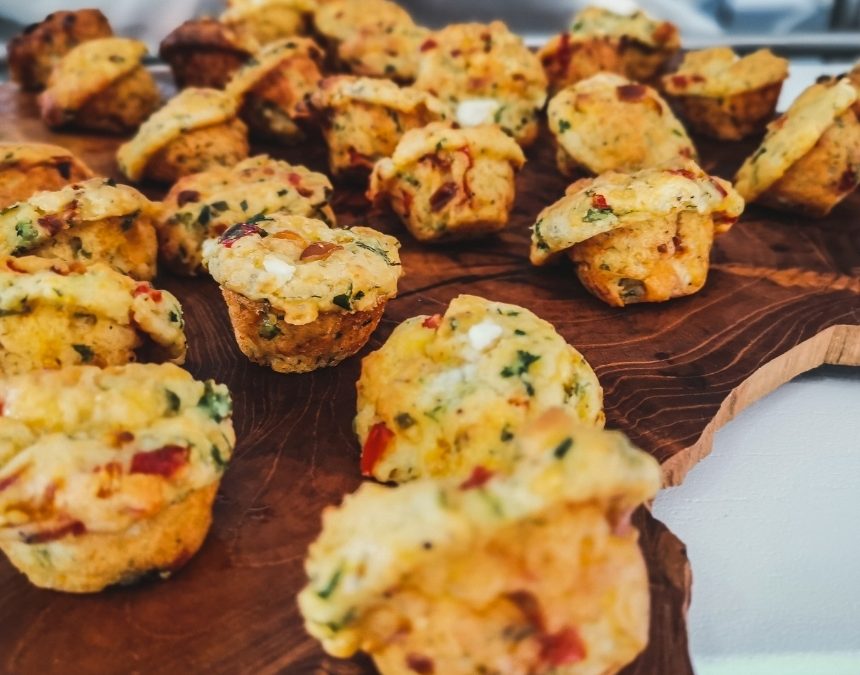 Mini cakes au curry & poivron