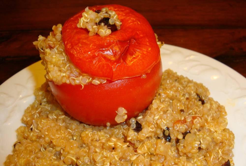 Tomates farcies au quinoa, parfums de Provence