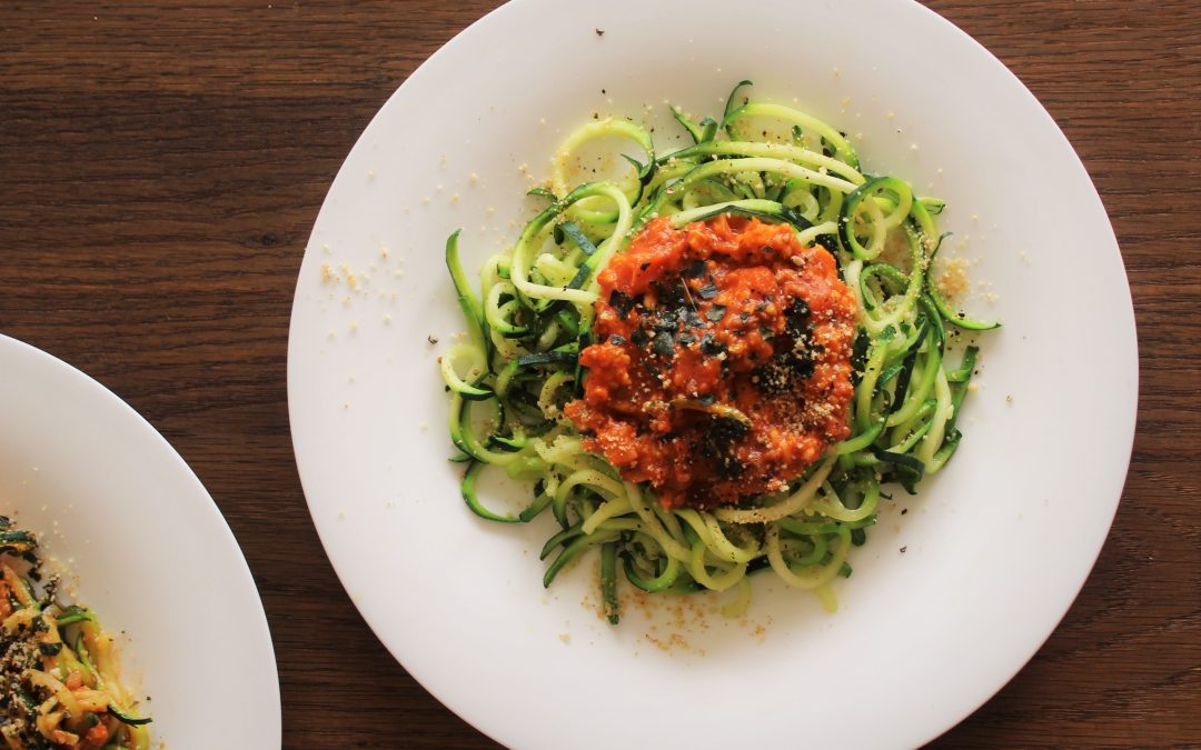 Spaghetti de courgette à la bolognaise végétale