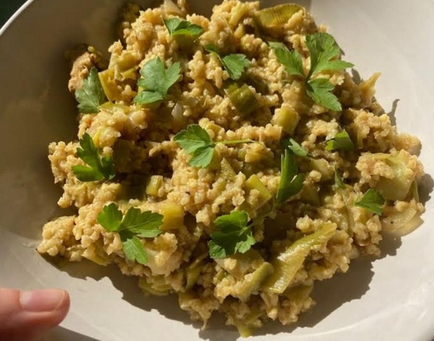Curry de millet, tofu, poireau vegan